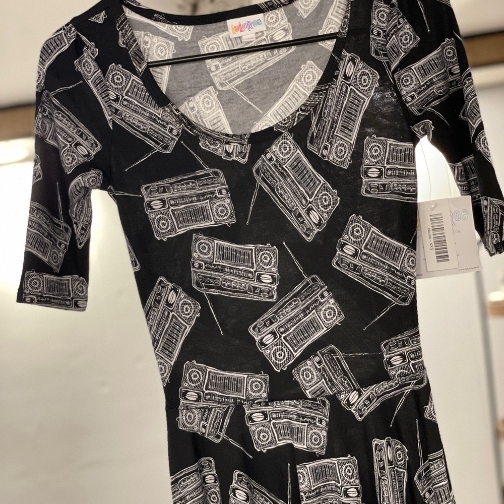 Brand new with tags lularoe Nicole style dress xxs